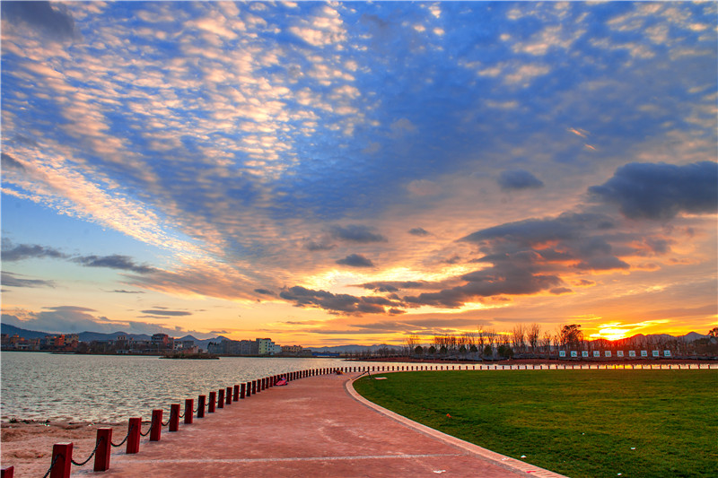 庐山|红河这座宝藏小城,美得原始又动人,却鲜为人知!