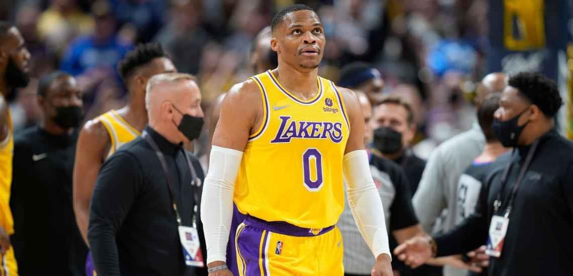 天津男籃|僅一夜！詹姆斯官方好消息，考辛斯獲新合同，威少正式發(fā)聲！