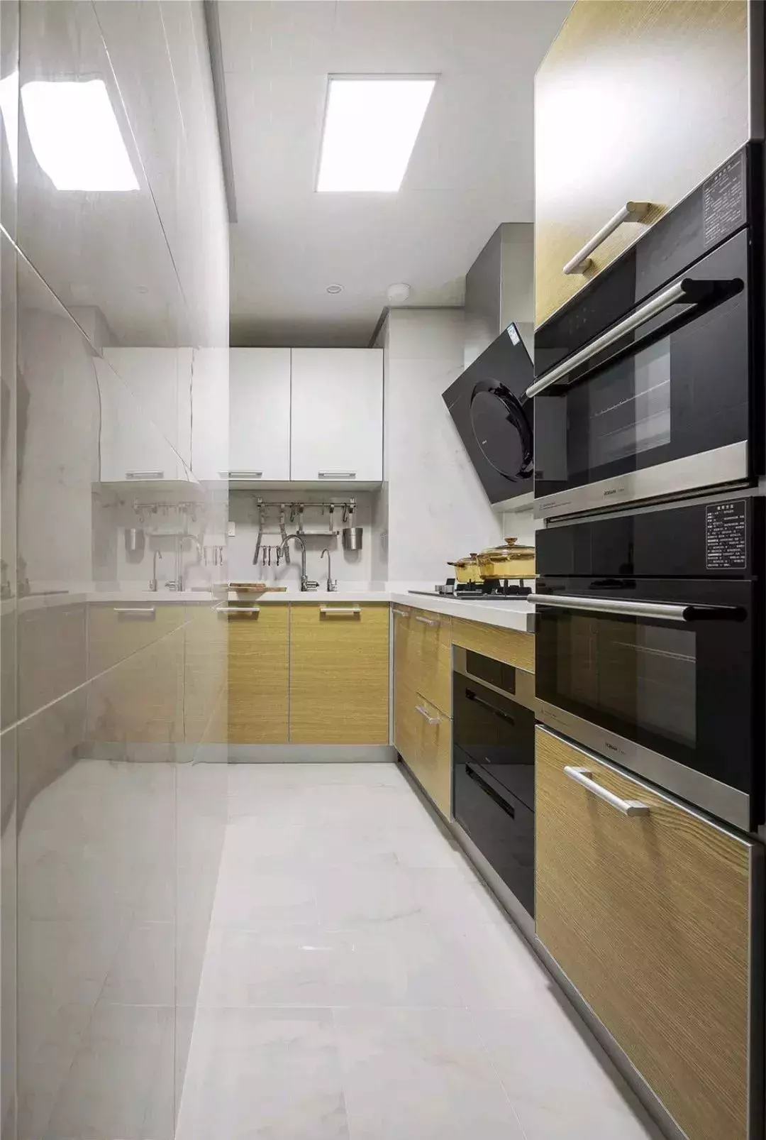 59㎡小户型北欧风功能应有尽有,拆除墙体做开放式客餐厅!