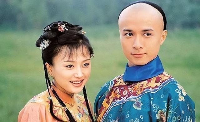 小燕子|还珠：都是嫁永琪，知画凌晨出嫁，看小燕子：谁是妻妾一目了然