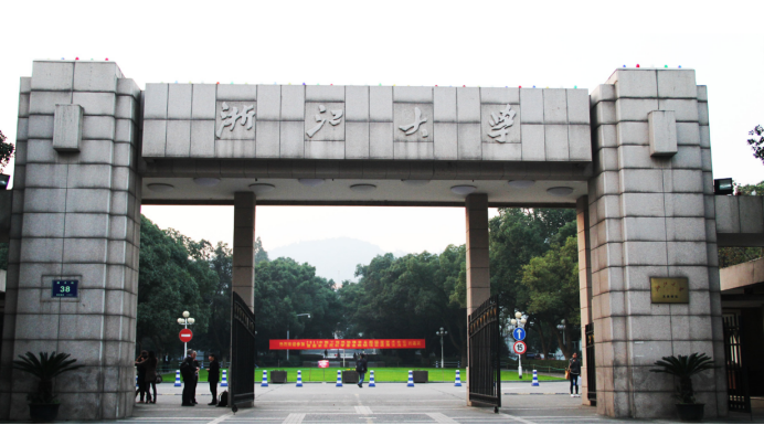 童蕾|富商周旭辉:44岁娶小12岁女星童蕾,获刑3年后,妻女怎么样了?