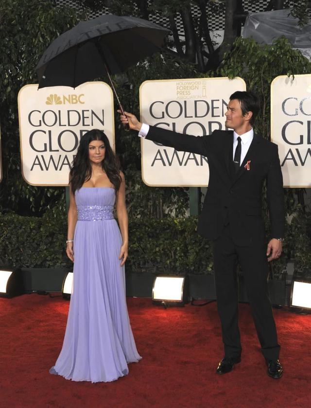 欢乐喜剧人|本想艳压红毯结果摔成喜剧人!网友:对不起,又心疼又好笑哈哈哈