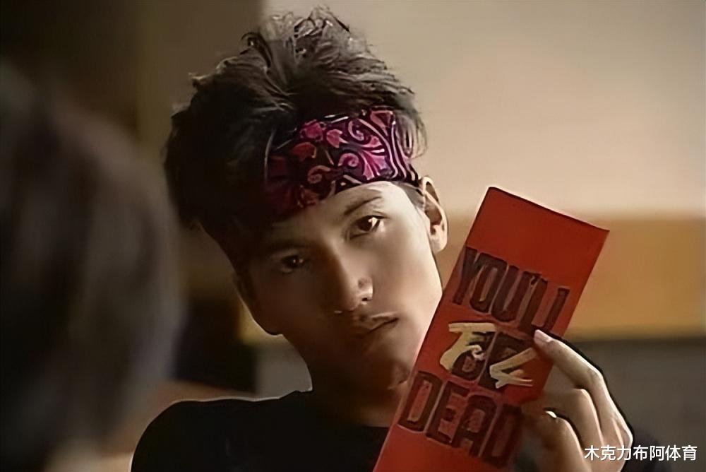 李晨|年近半百还演“偶像剧”！这5位男星真自信，和女主硬组CP像父女