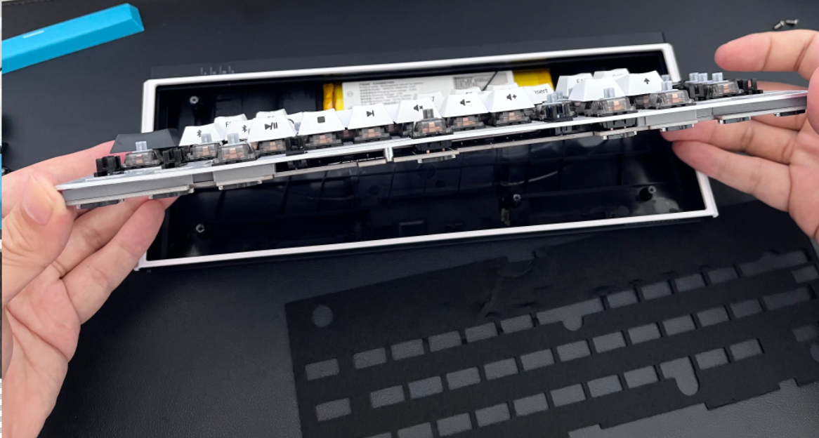 机械键盘|始于颜值终于体验,杜伽K330w plus三模机械键盘体验