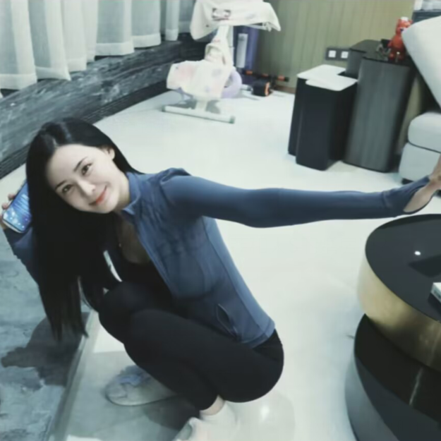 汪小菲|分手代价?张颖颖仍出入汪小菲大S昔日婚房,男方疑将其过户给她