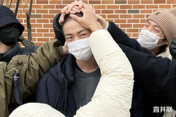 金硕珍|金硕珍到军营还被粉丝“追杀”?嫌弃粉丝嘘寒问暖,各项举动惹军方不满!