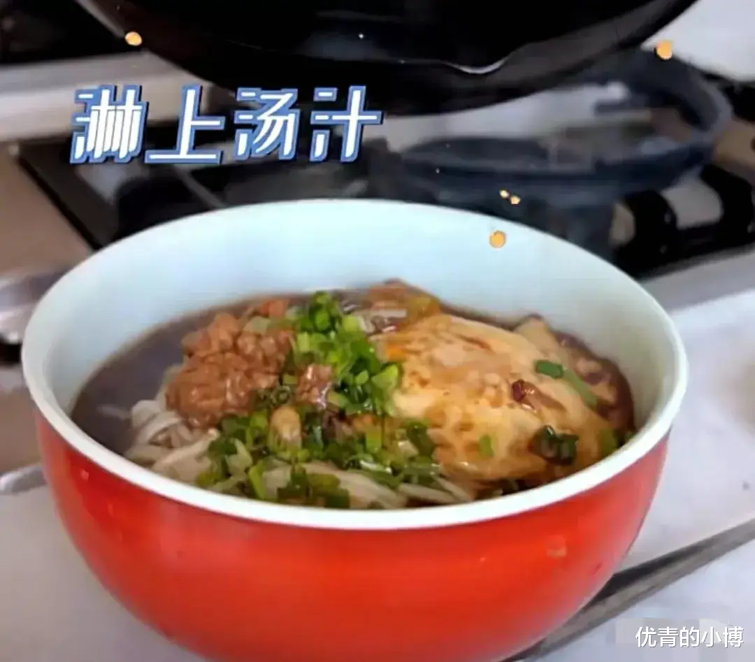 |董洁喜当美食主播引8万人围观，被赞贤妻良母好女人