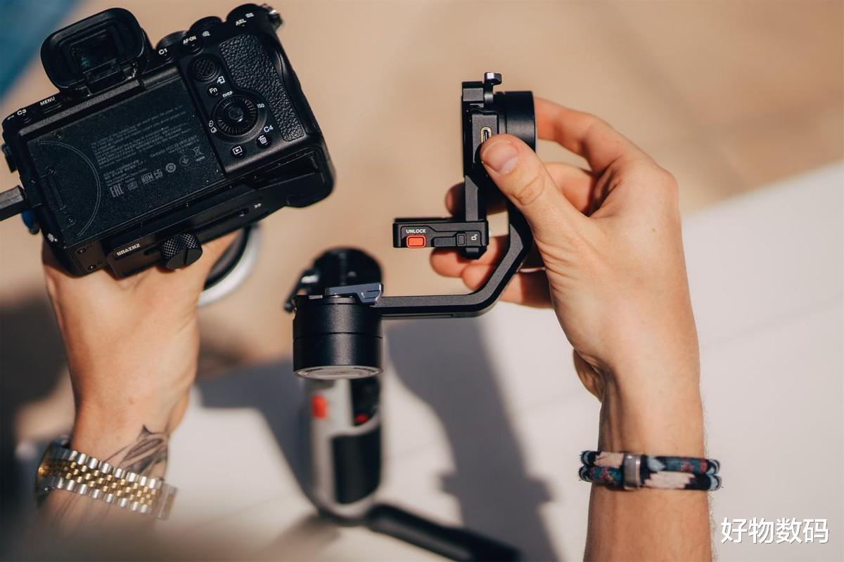 智云|做工扎实,面面俱到!智云发布便携相机云台云鹤M2 S