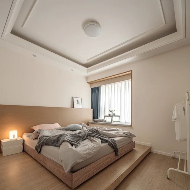 现代简约三居室，超爱的地台式榻榻米卧室！