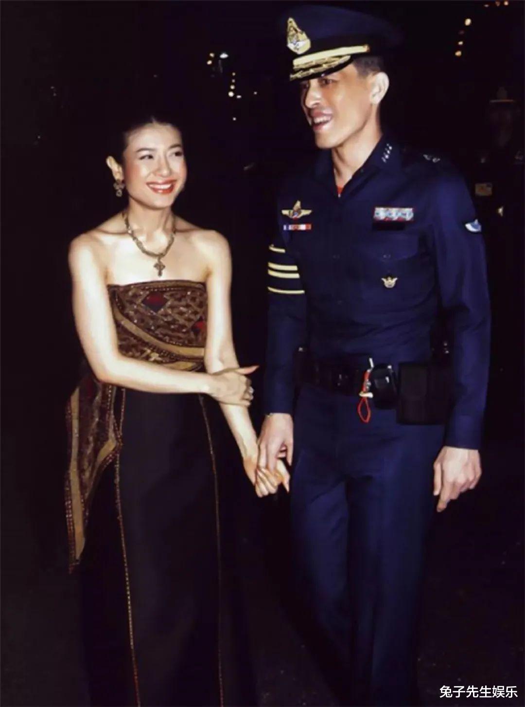 西拉米|西拉米近照苍老憔悴，美人迟暮，容颜已无法与泰王身边的女人媲美