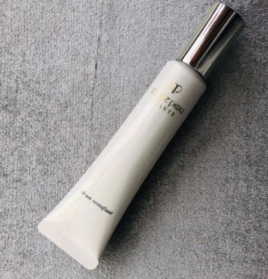 护肤品 适合25岁轻熟肌的护肤品排行榜