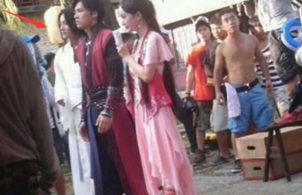 张纪中|戏拍一半被踢出剧组的几位明星，有人太飘，有人却是自己作！