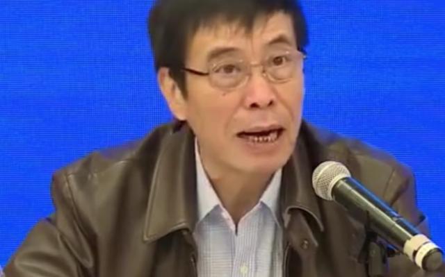 国足|国足大将喜获560万年薪合同，孙雯取代陈戌源演讲，足联主席定了