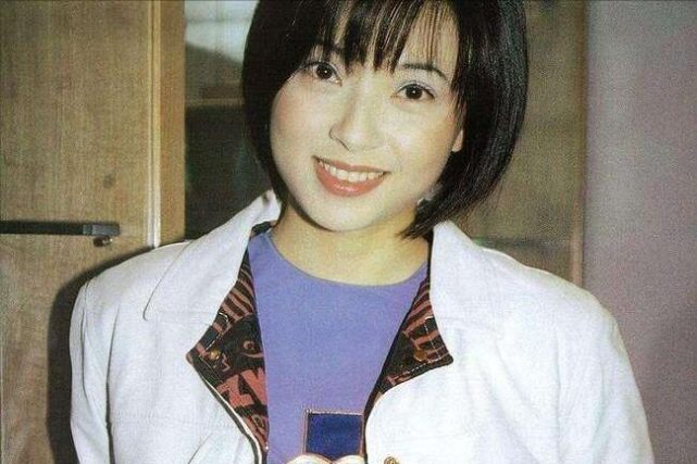 傅明宪|29岁嫁入豪门当阔太，每个月40万置装费的她，如今52岁大变样