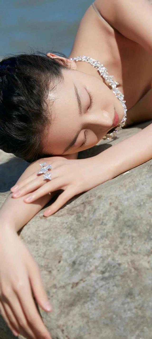 周冬雨|周冬雨，你怎么认识我的