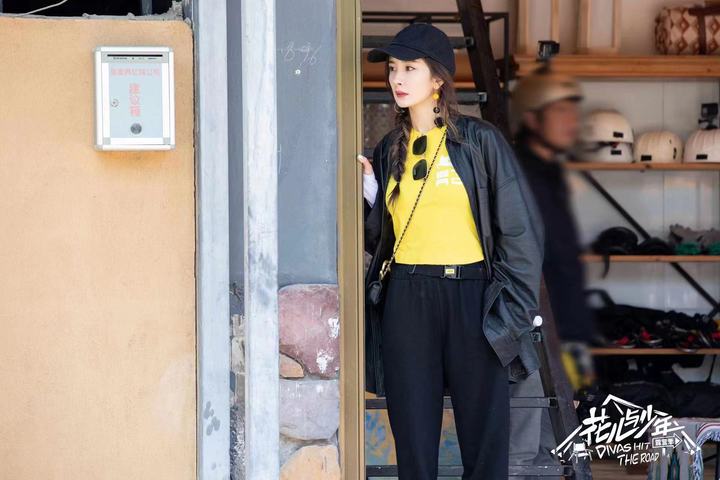 张凯丽|《花儿与少年》第四季张凯丽泪崩，刘敏涛杨幂吐槽韩东君不懂女人