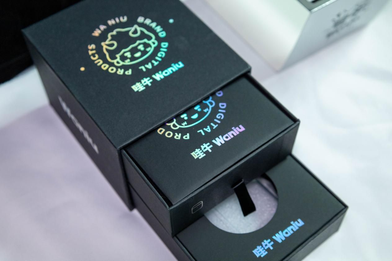 高通骁龙|【开箱评测】哇牛W1战损版:不走寻常路的潮流型号