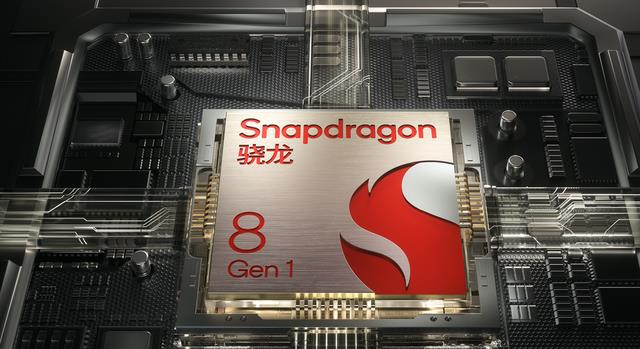 中兴|价格相差399元，荣耀Magic4和中兴Axon40Ultra买哪个比较好？