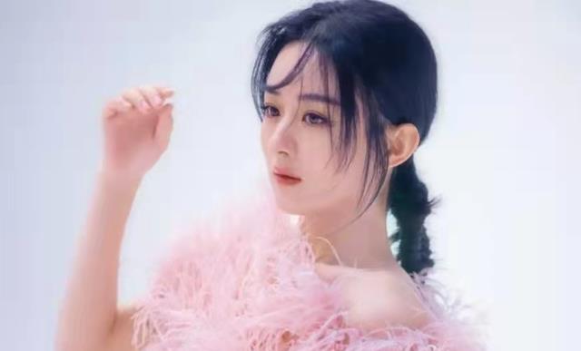 赵丽颖|模糊赵丽颖的美不要紧，算是一种创新，可大片有四方面不合理