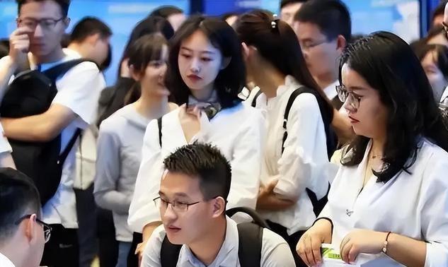 大学|研究生薪资能达到“几十万”吗?了解之后,可能这类人有机会逆袭