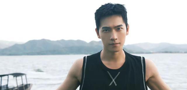 杨洋|网友选出“四大油男”,张翰无疑当选,杨洋入选只怪当年年少轻狂