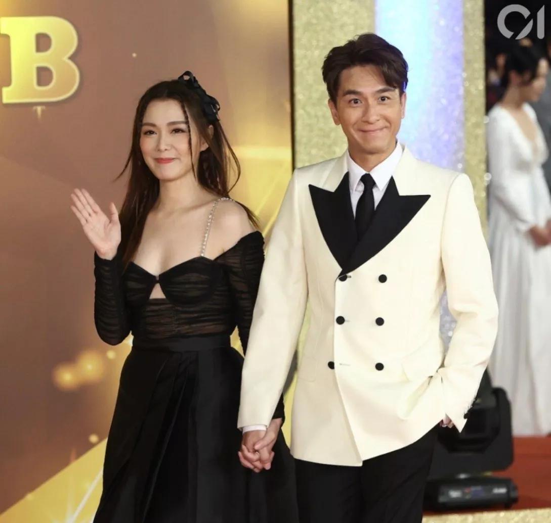 汤洛雯|港姐汤洛雯公布订婚喜讯,男友比父亲只小十几岁,还是TVB视帝