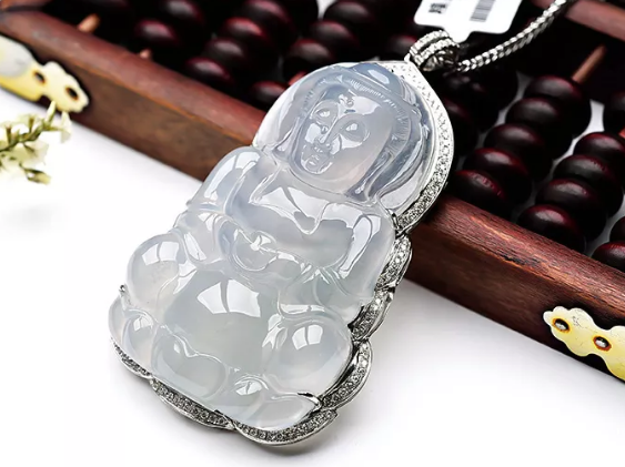 翡翠|看了这篇文章，新手小白也会有欣赏翡翠的经验了