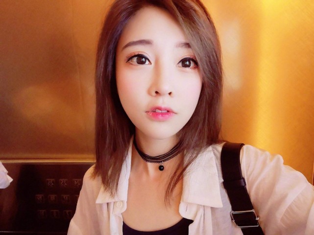 冯提莫|“斗鱼一姐”冯提莫,终究都被时代抛弃了