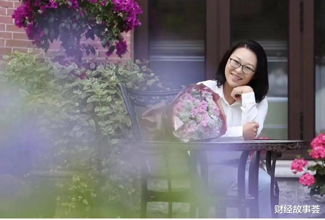 施耐德电气|她在大厂当Leader:偏见、盔甲与破壳