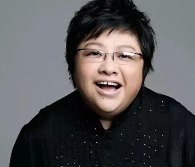 韩红|韩红去厕所拿不出5毛钱:我是歌星韩红不让进?结果被上了一课