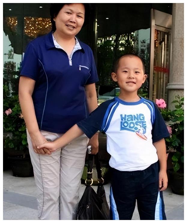 邢质斌|央视主持人罗京去世后,自请离职的邢质斌,怎样了?