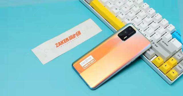 Surface|12+256G跌至1599，6400万索尼主摄+65W+6nm重回低价