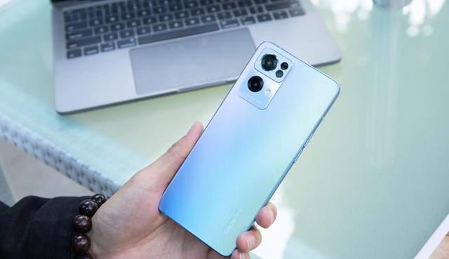 荣耀|苹果苍岭绿配色引发热议！但看国产手机后盖工艺，差距有点大了