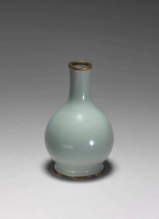 沉香|报损文物张口就说5.6亿?台北故宫损坏的瓷器,到底能值多少钱?