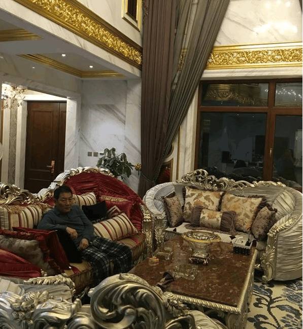 表妹嫁得可真好!婆家别墅500平装修300万,这才是真正的有钱人