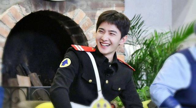 杨洋|杨洋上热搜怪剪辑?官方回应很硬气,可吴彤这是啥态度?