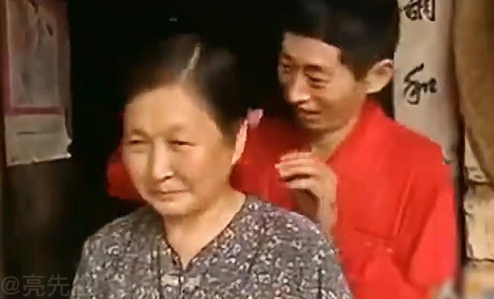 58岁女友,面对55岁母亲:是她叫我妈?还是我叫她姐?太尴尬了