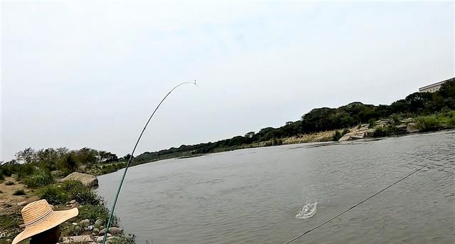 |分析鱼的特性，熟悉鱼喜欢去的地方，寻找钓鱼的黄金钓位