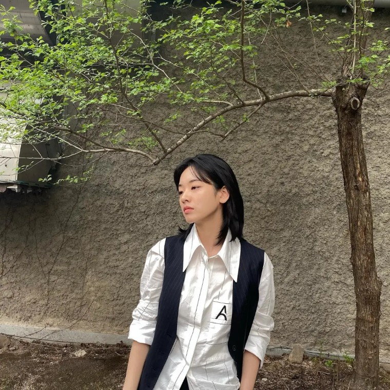短发 春夏发型推荐：美到犯规的中短发，气质随性不挑人！