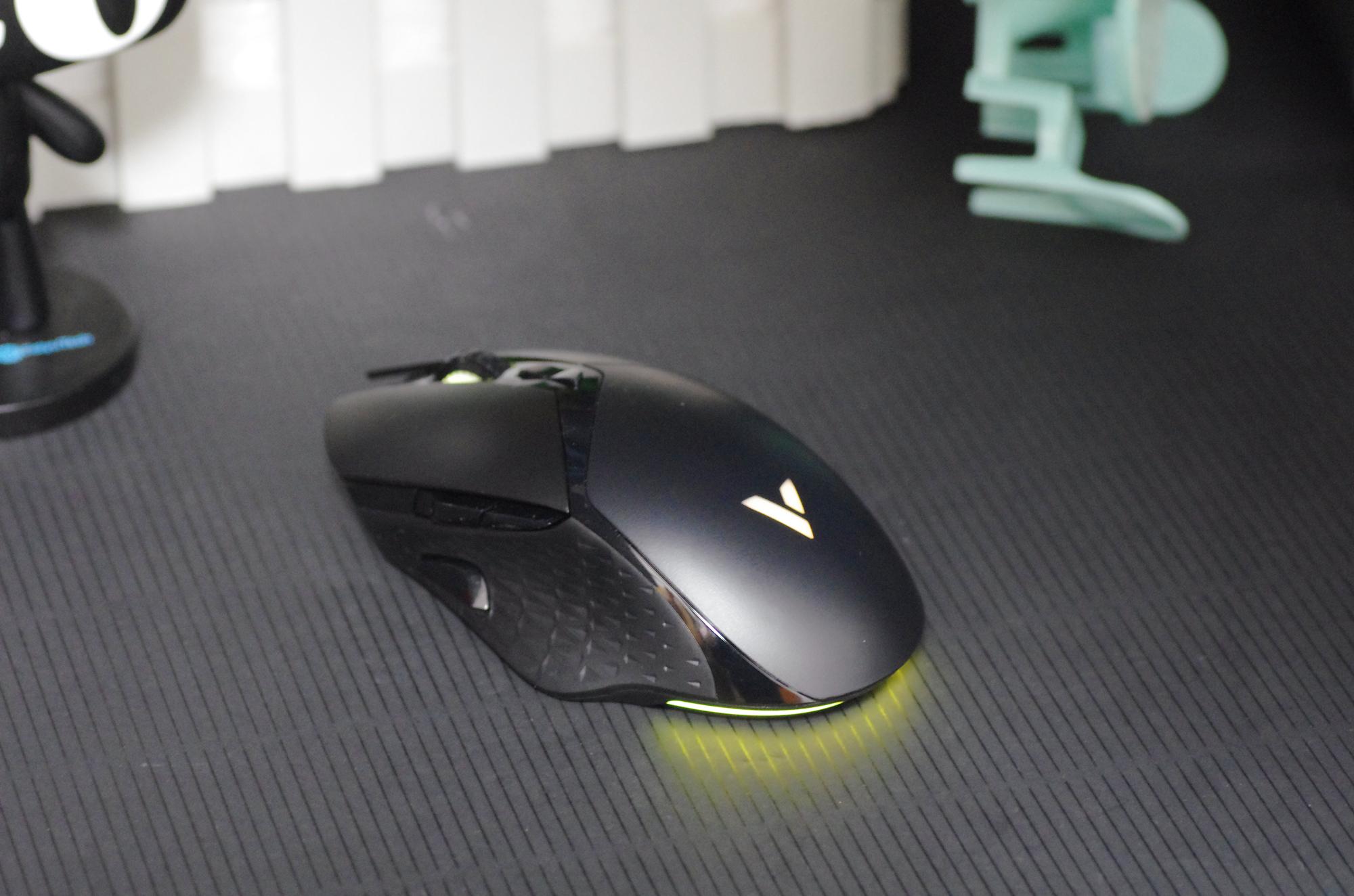 Google|160小时长效续航，价格仅为199元，雷柏V30W多模无线游戏鼠标