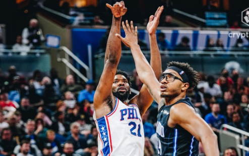 魔术队|NBA疯狂一幕！双星32罚打懵对手，魔术主帅气笑了，全场怒骂裁判