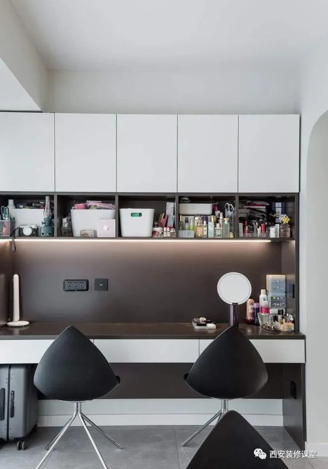 60㎡一室老房改造，变两室还有开放厨房和书房