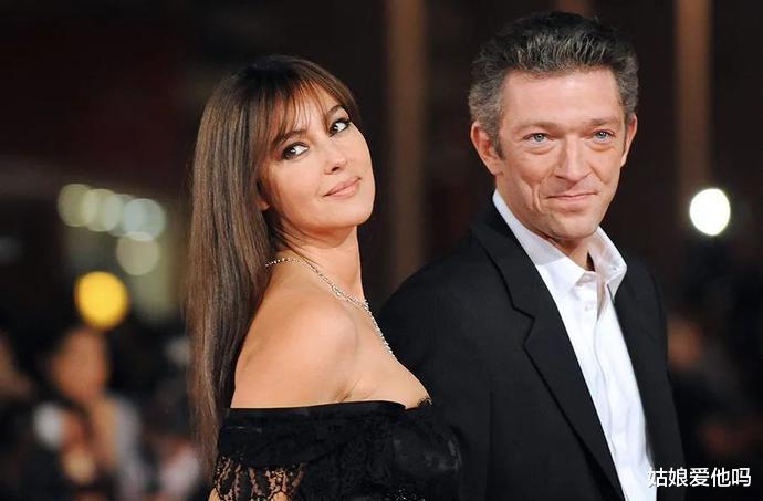 莫妮卡·贝鲁奇|全世界都在等着她长大，结果...就这？？？