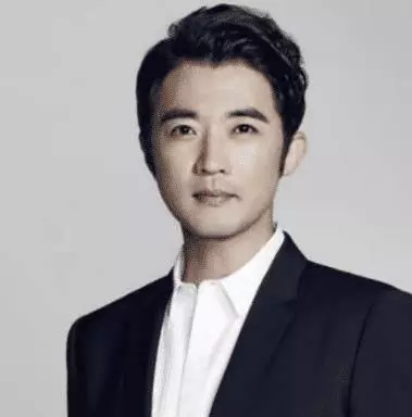 韩星|唯一中国不能黑的韩星，给汶川捐款上千万，如今穷困潦倒