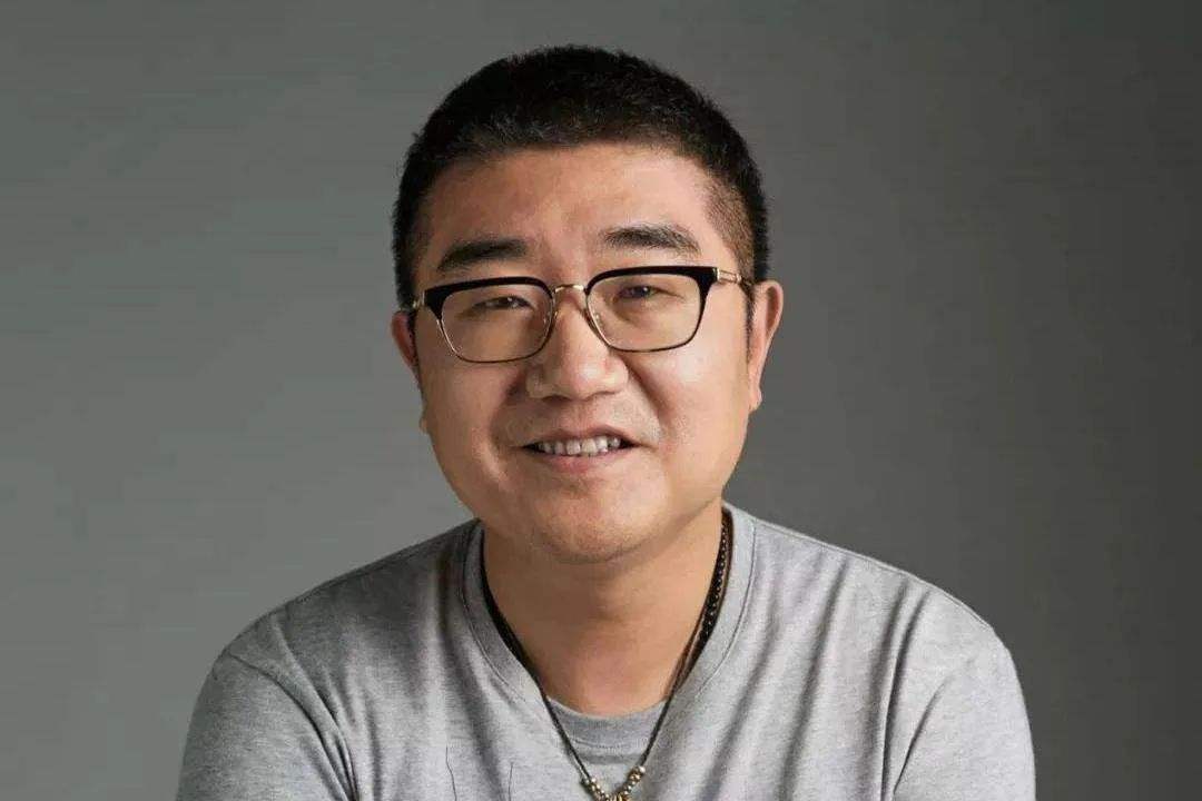 刘强东|刘强东：卸任不是弃权，辞职是种守护