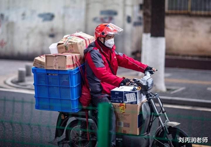 失业后跑出租好,还是送外卖好?从事这个行业,才可以翻身