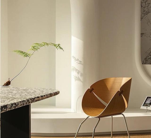 第三套房子装修,客厅采取了5不装,真的很实用,越住越舒服