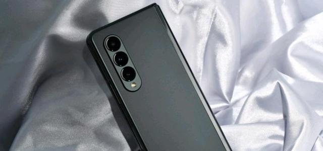 三星|三星大招不断，不得不看！旗舰折叠屏手机全部赠送1299元的耳机