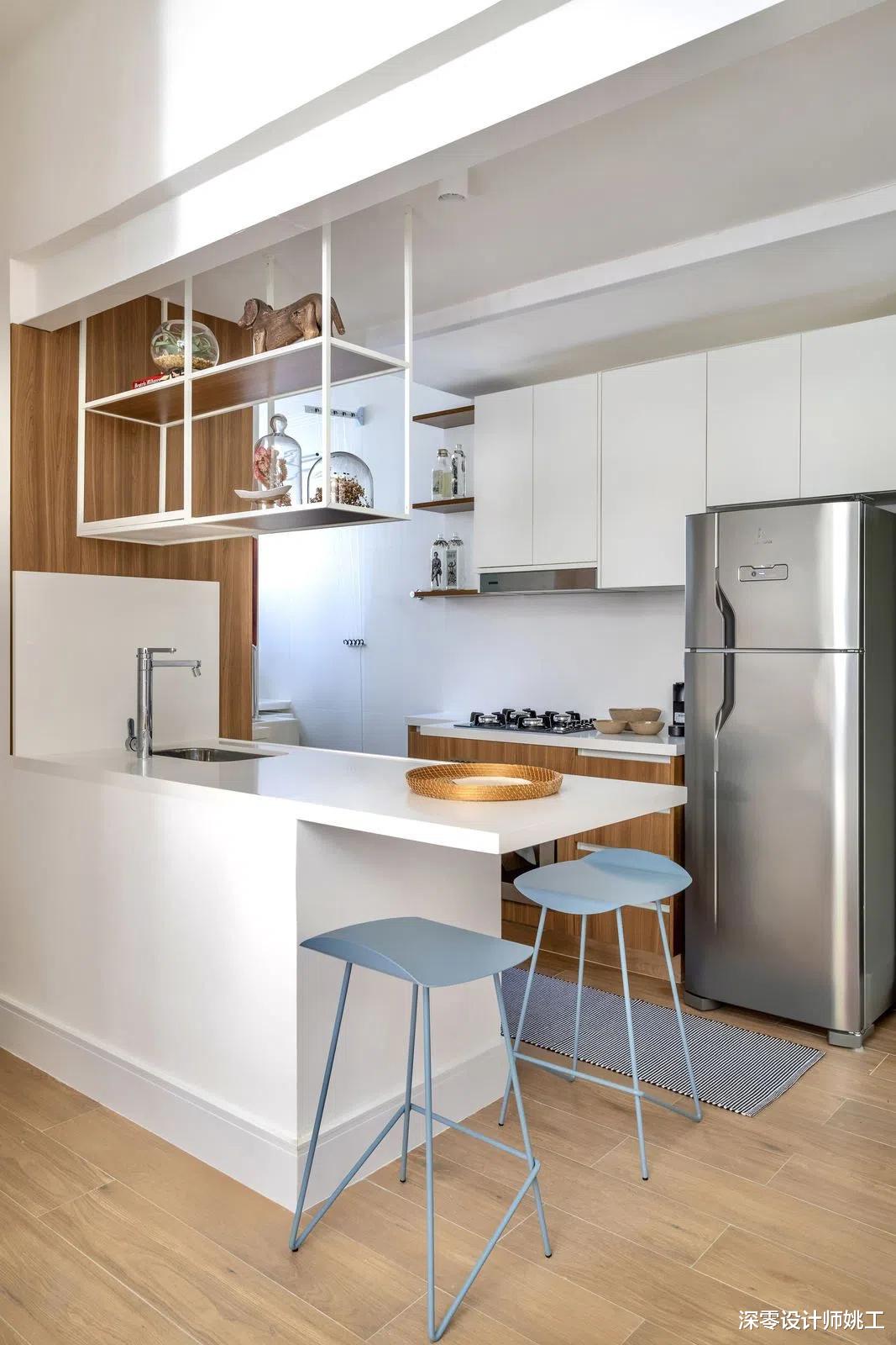 将简约温暖搬进58㎡两居室,客厅角落置办个餐厅,居住体验感真不错