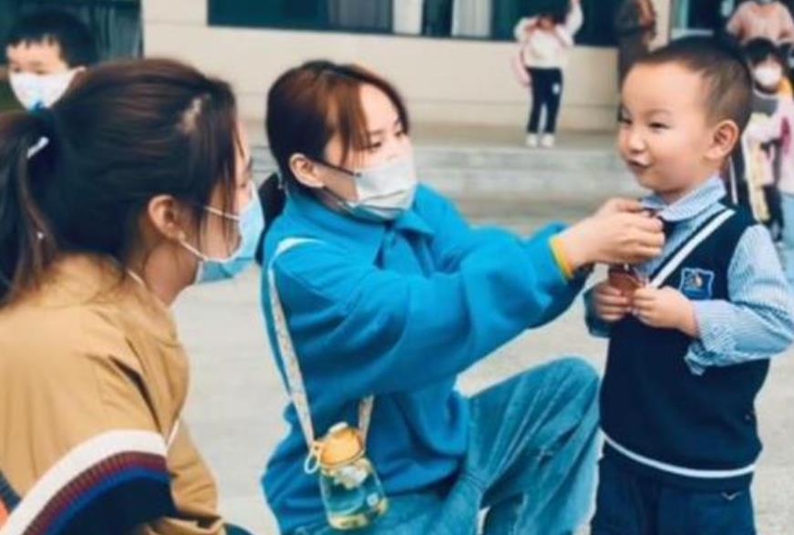 姚策|姚策堂嫂网络声讨许敏，老杜到某音下跪讨说法，姚策走后无法消停